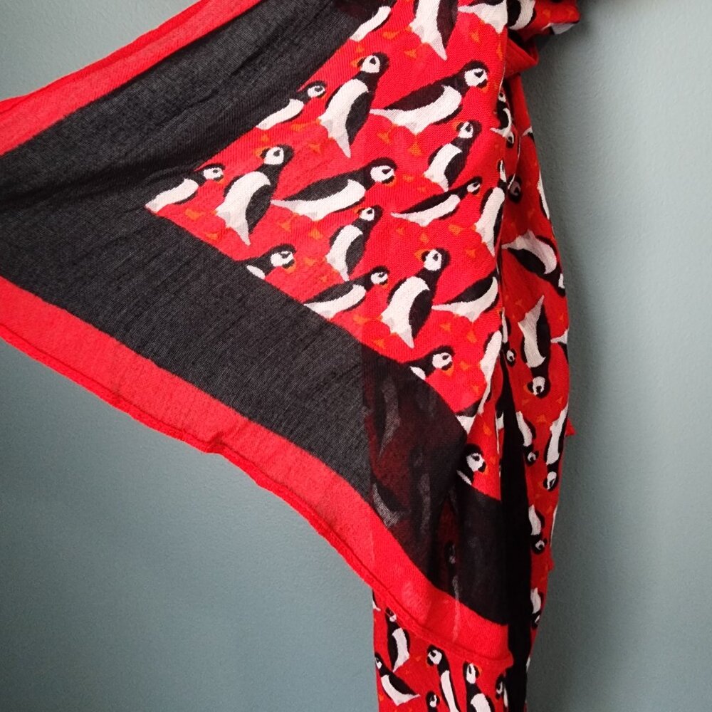 Crown & Ivy Black & Red Oversized Puffin Scarf - Picture 5 of 8